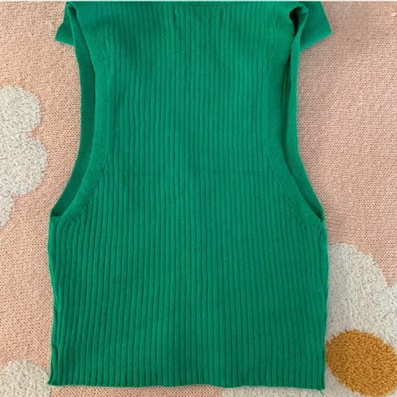 Green Polo Crop Top - Picture 6 of 6